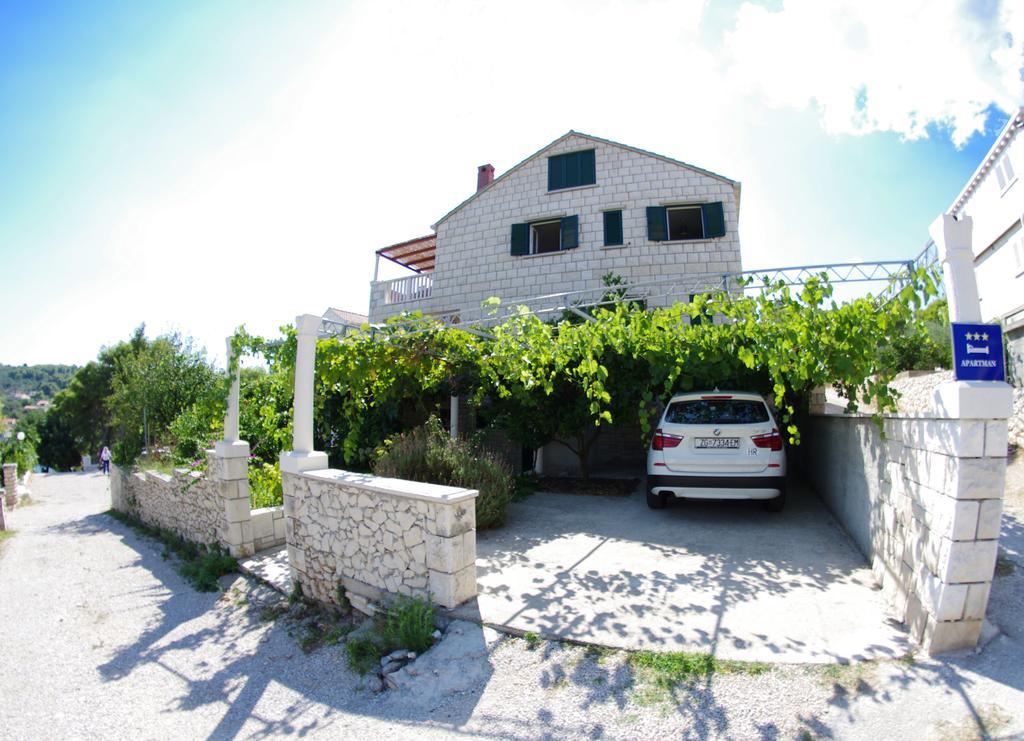 Apartments Luka Lumbarda Luaran gambar
